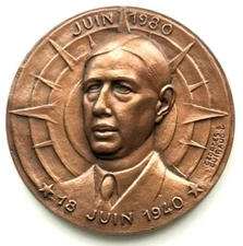 MED 184. Medal. RESISTANCE. General De Gaulle.  May 8, 1945 by G. Guiraud