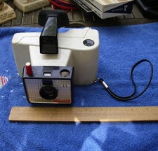 Vintage POLAROID LAND CAMERA-Swinger Model 20-NR