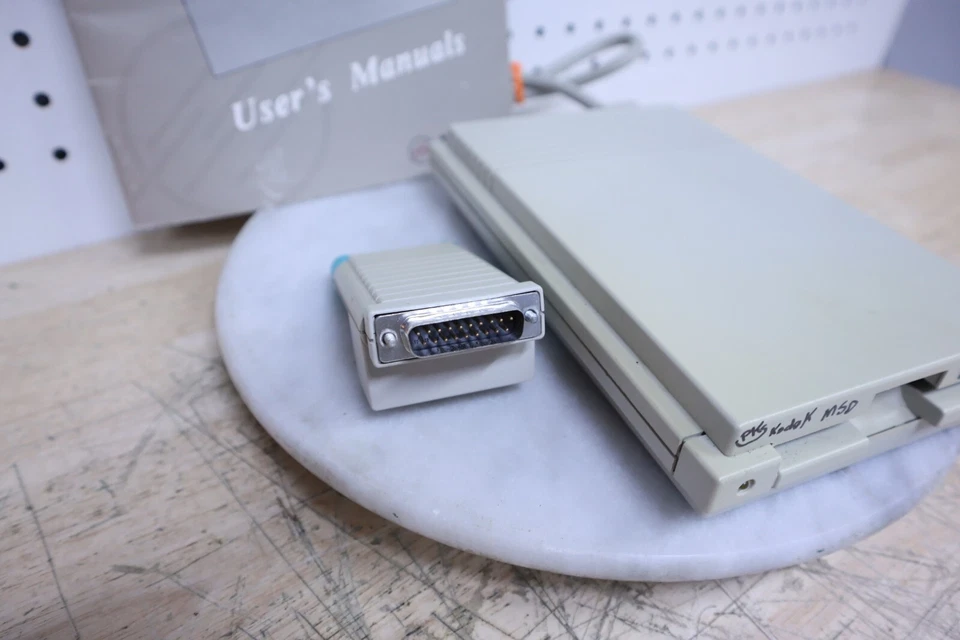 Nice USed Kennect Rapport Drive 2.4 FDHD Floppy Drive Controller & Manual - USA - Image 3 of 4