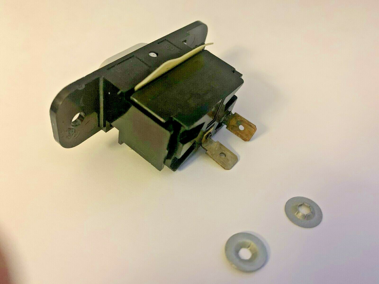 Jenn Air Fan Switch 2 Wire USED See Photos White / Gray Rocker USED 2