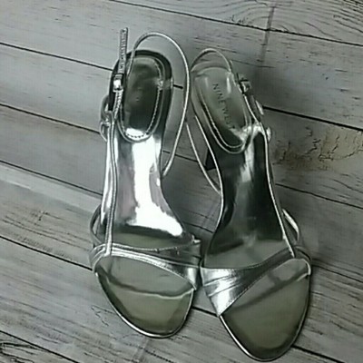 nine west silver