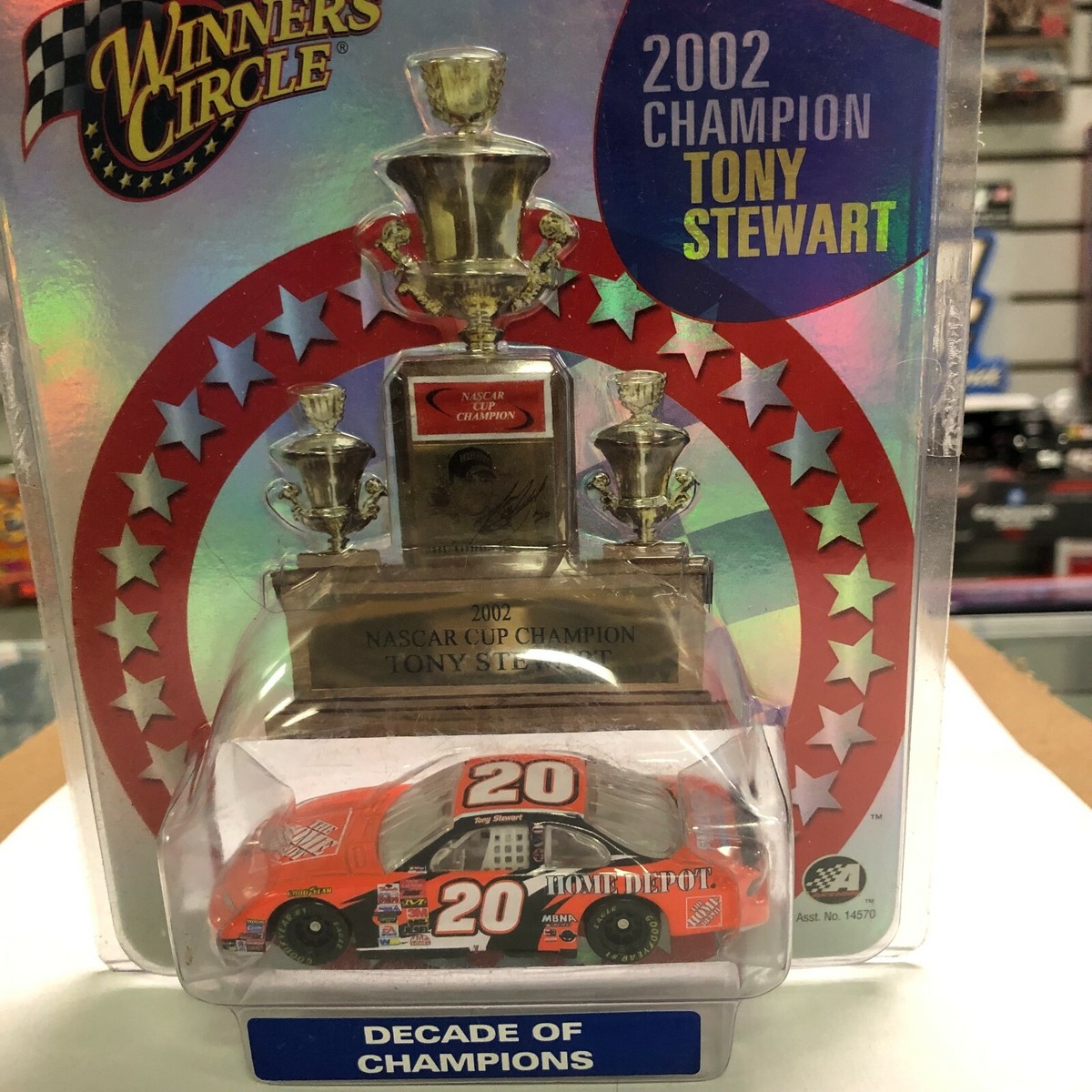 Winner's Circle Tony Stewart #20 1:64 2002 Decade of Champion Home Depot