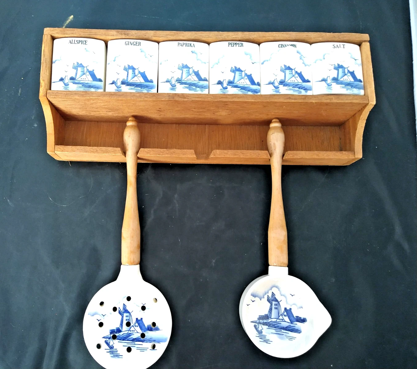 Japan Delft Blue Windmills Spice Shakers Wooden Rack Utensils Wall Mount Vtg