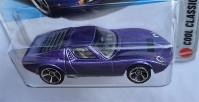 2026 Hot Wheels `71 Lamborghini Miura SV in 1:64 # JJK54 HW Lambo 1971