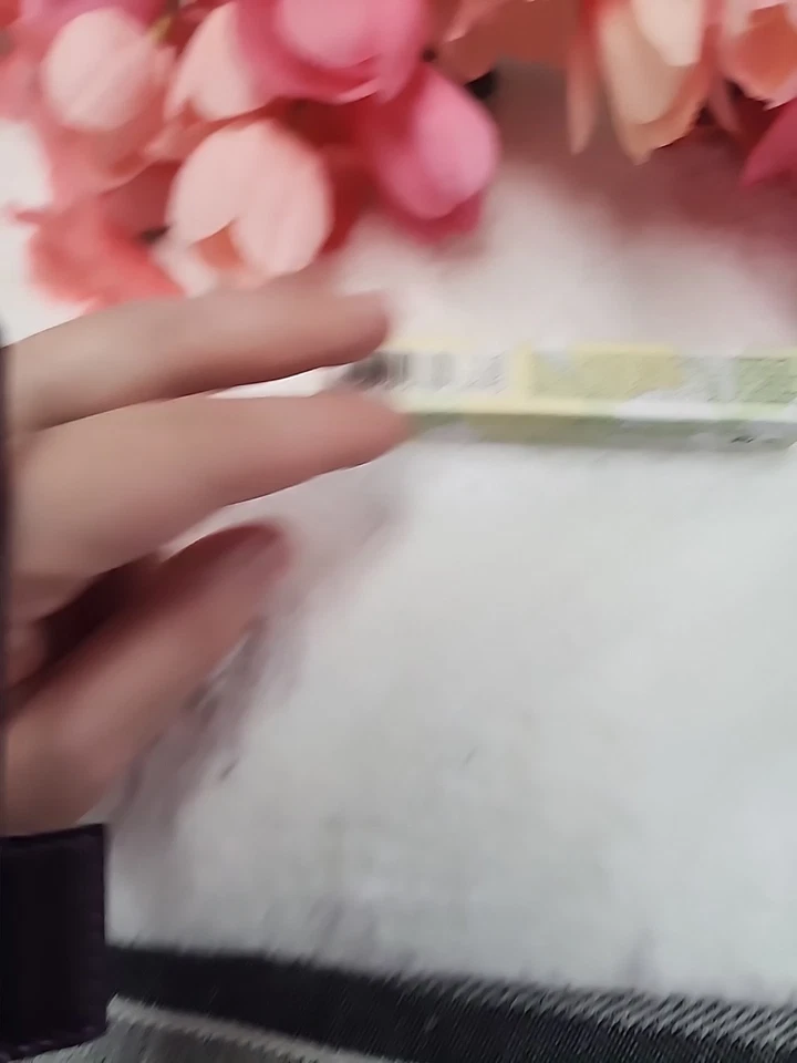 Clinique Chubby Stick Shadow Tint For Eyes 03 FULLER FUDGE - Full Size NIB Free - Image 4 of 4