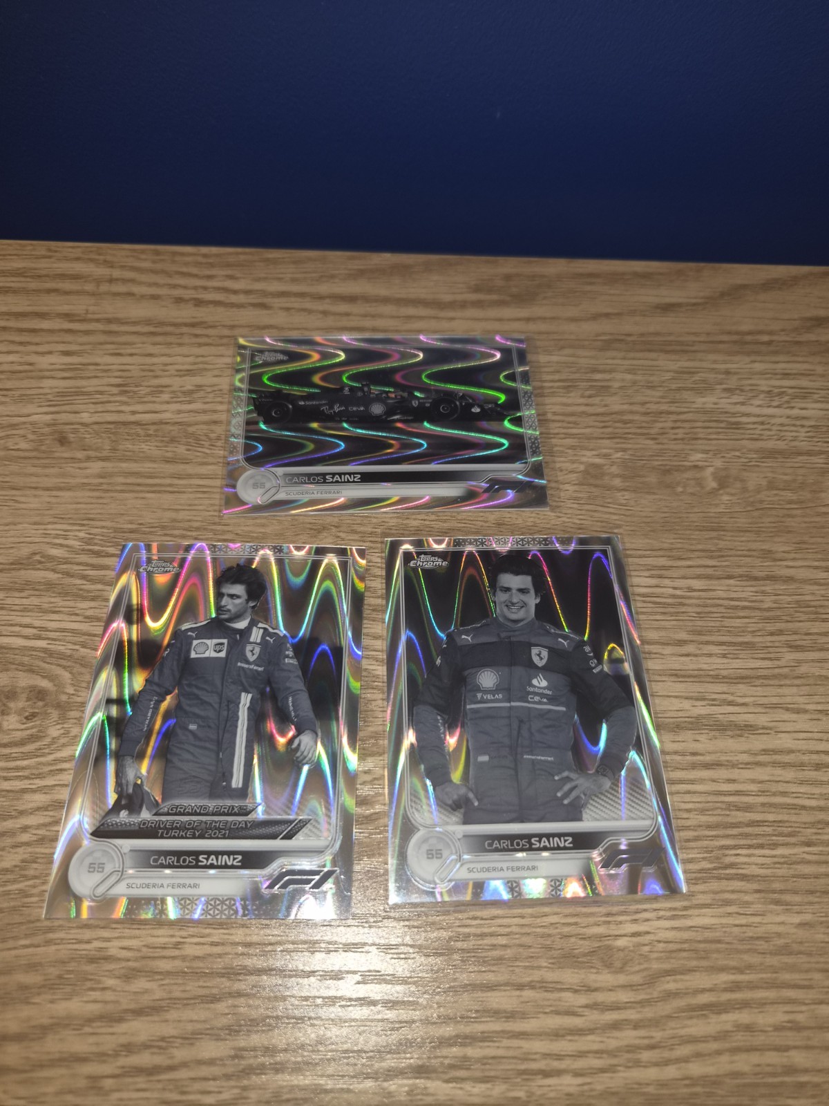 Topps Chrome F1 2021 & 2022 -  Black And White Raywave Bundle Carlos Sainz