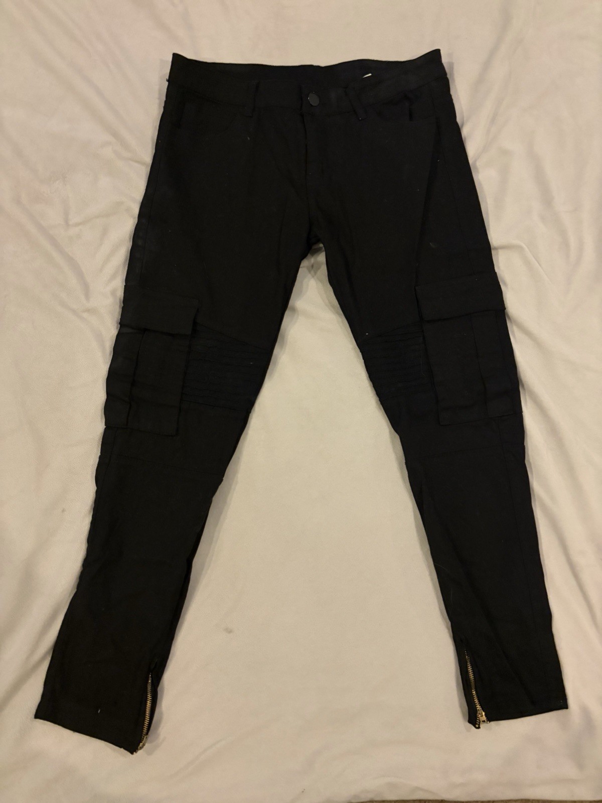 Men's Cargo Pants in black