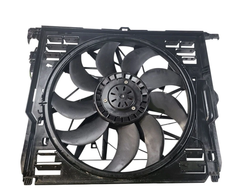 Conjunto de ventilador de radiador motor ventilador radiador 850 watts compatível com 12-19 BMW 650i 635749 - Imagem 2 de 4