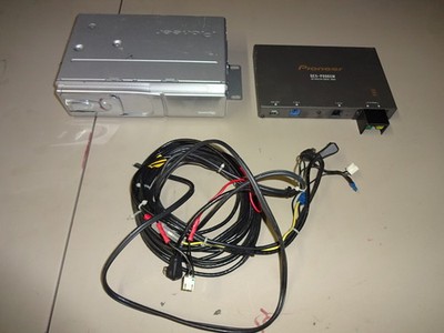 Pioneer GEX-P900SM Digital Tuner & CDX P676 CD Changer