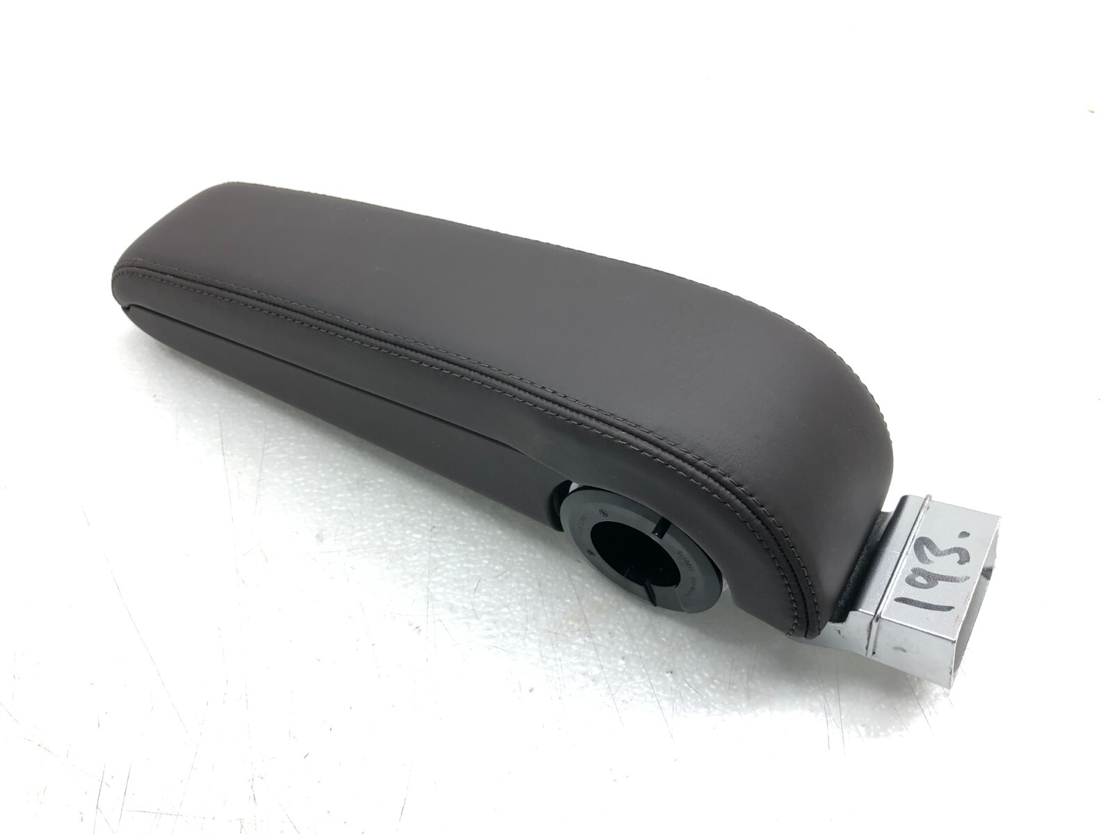 2014-2018 BENTLEY FLYING SPUR RIGHT PASS SIDE CENTER CONSOLE ARMREST LID #NOTES