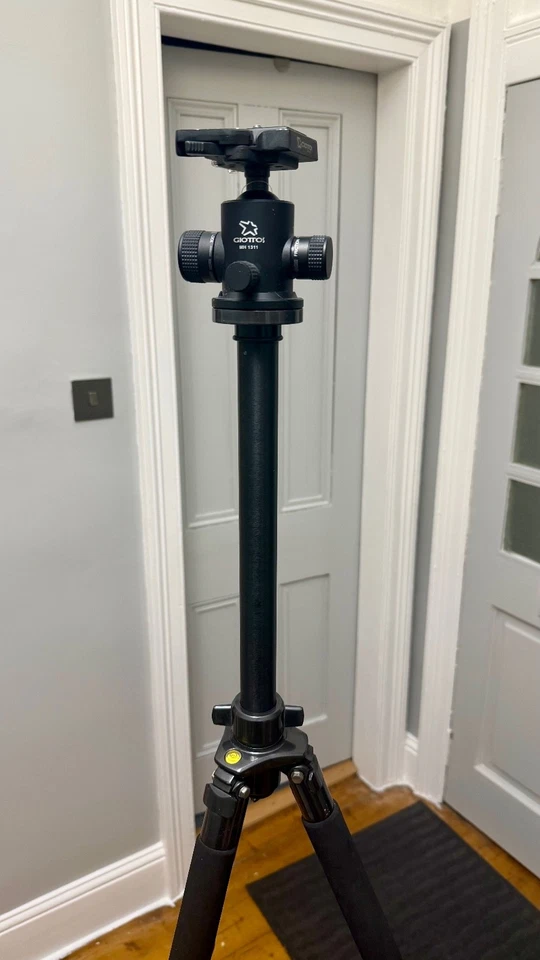 Giottos MTL 9251B Professional Aluminium Camera Tripod with MH 1311 Ball Head - Image 3 of 4