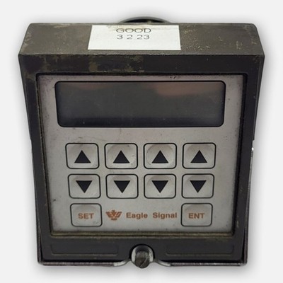 EAGLE SIGNAL CX202A6 Modell 4 Timer Zähler 120VAC 50/60HZ *READ*