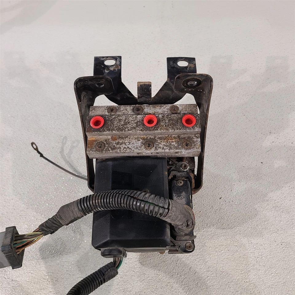 96-98 Mustang Gt Anti Lock Brake Pump Abs Pump Aa7375 - Image 4 of 4