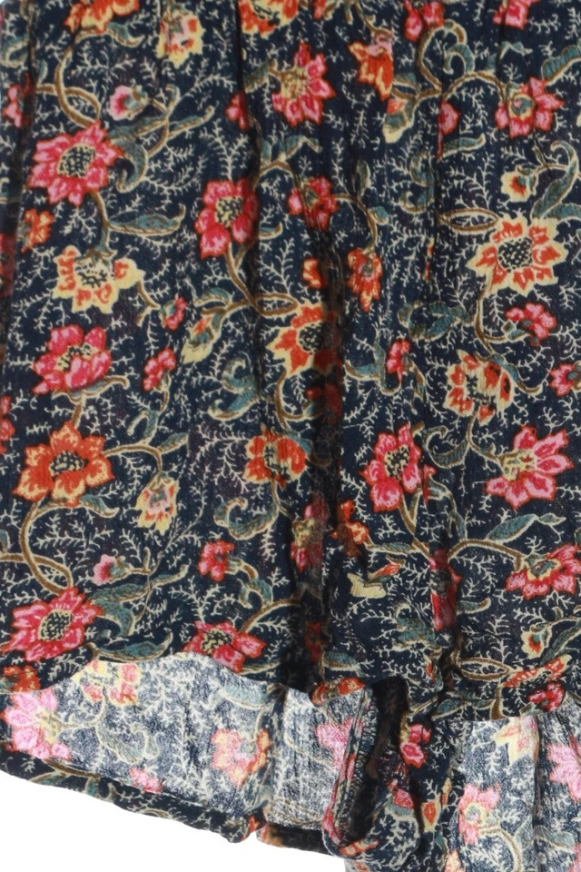 URBAN OUTFITTERS Short moulant Dames Pantalon court T EU 34 bleu-rose-crème - Photo 3/4