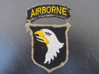 US 101st Airborne 39-45 White Language Recon Original WWII Patch