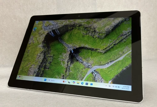 Microsoft Surface Go Intel Pentium 4415Y @ 1.60GHz  8GB 128GB   Windows 11 Pro