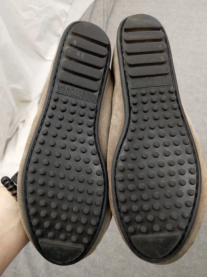 Minnetonka Suede Kilty Slipper womens 7.5 Grey Moccasin Hardsole - Image 4 of 4