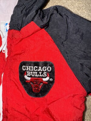 Vintage Chicago Bulls Official NBA Full Zip Nylon Hooded Jacket