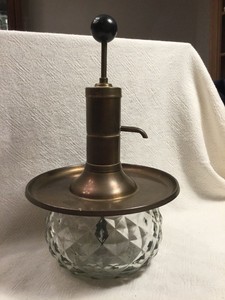 Vintage-Park-Sherman-Brass-Liquor-Pump-On-Glass