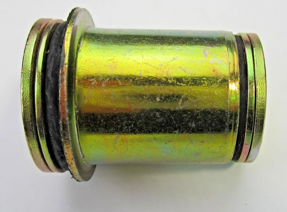 FERRARI 355 456 550 575 BUJE BRAZO CONTROL SUSPENSIÓN DELANTERA INTERIOR O TRASERA EXTERIOR Foto 2 de 4