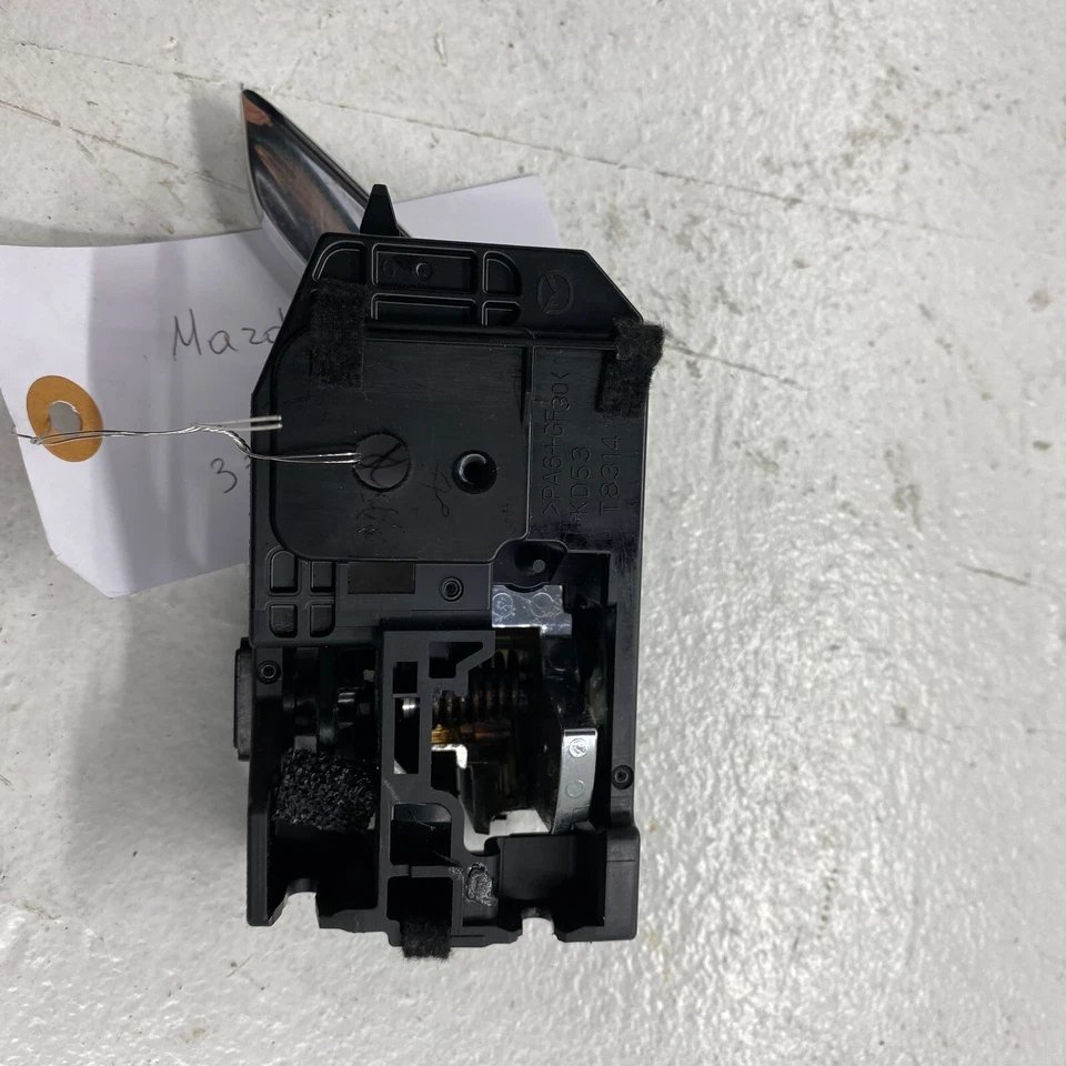 MAZDA CX-5 2017 - 2021 REAR OR FRONT RIGHT PASSENGER DOOR INTERIOR HANDLE OEM - Image 3 of 4