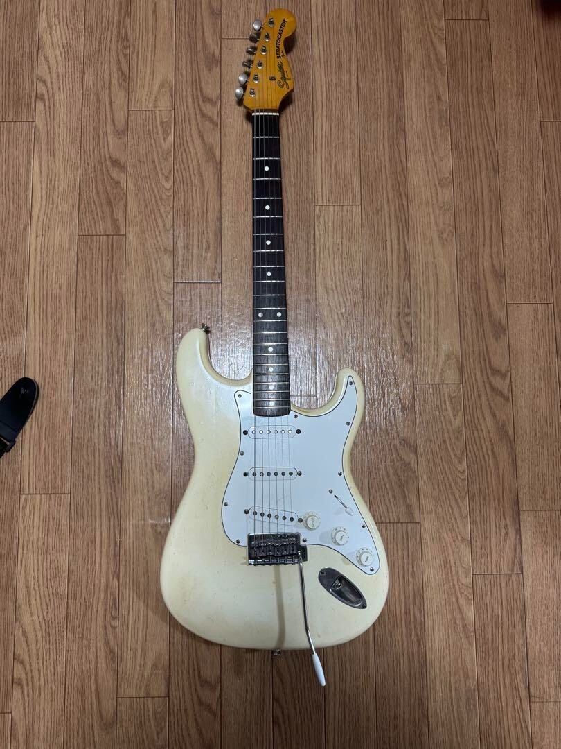 Japan Vintage Squire by Fender Stratocaster White Safe
