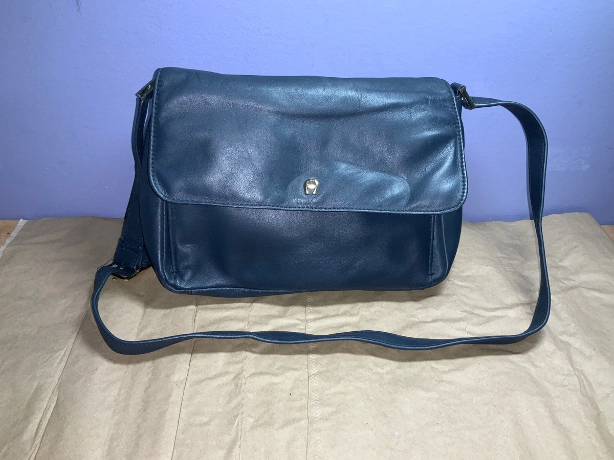 AIGNER ネイビー レザー ショルダーバッグ Etienne Aigner Crossbody Blue Bags & Handbags for Women for sale