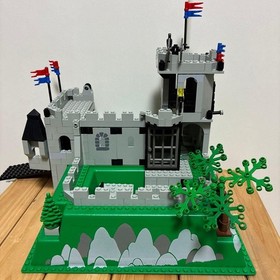 LEGO LEGOLAND King's Mountain Fortress 6081 In 1990 Used Retired As Is