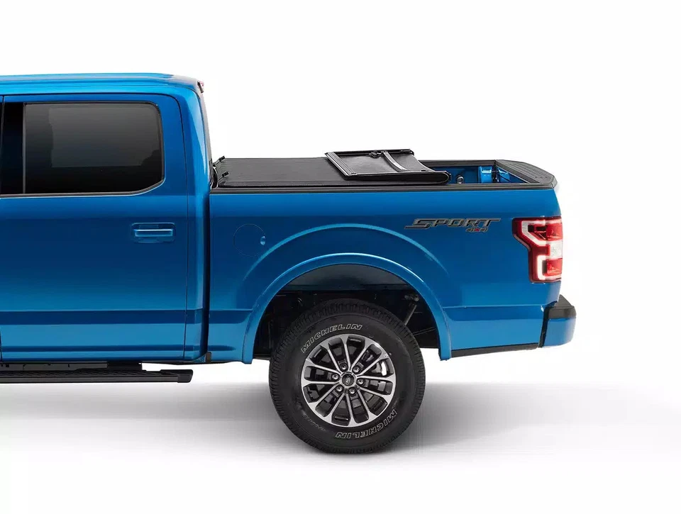 Tonno Pro TonnoFold Soft Fold Tonneau Fits 20-25 Silverado/Sierra 2500/3500 6'9" - Image 4 of 4