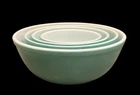 Vintage Pyrex Nesting Bowls - Turquoise - Set of 4