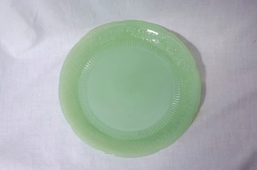 Jadite Alice Pattern Fire King 9" Dinner Plate 9 1/4”