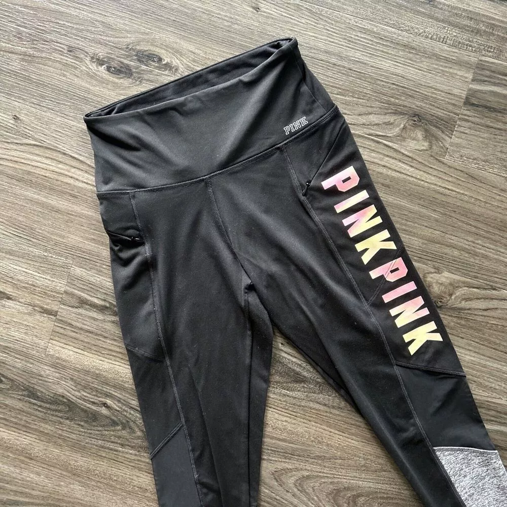 victoria-secret-vs ultimate leggings