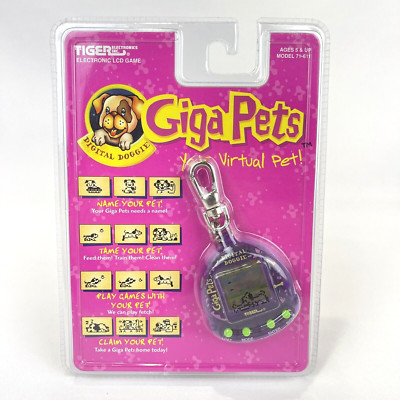 Tiger Electronics Giga Pets Digital Doggie Virtual Pet Purple VTG 1997 Sealed
