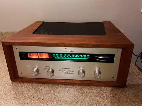 Marantz Model Twenty 23 FM Stereo Tuner Wood Case as is