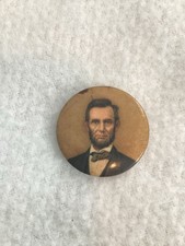 Antique PRESIDENT ABRAHAM LINCOLN Advertising Premium Celluloid Metal Pin Back