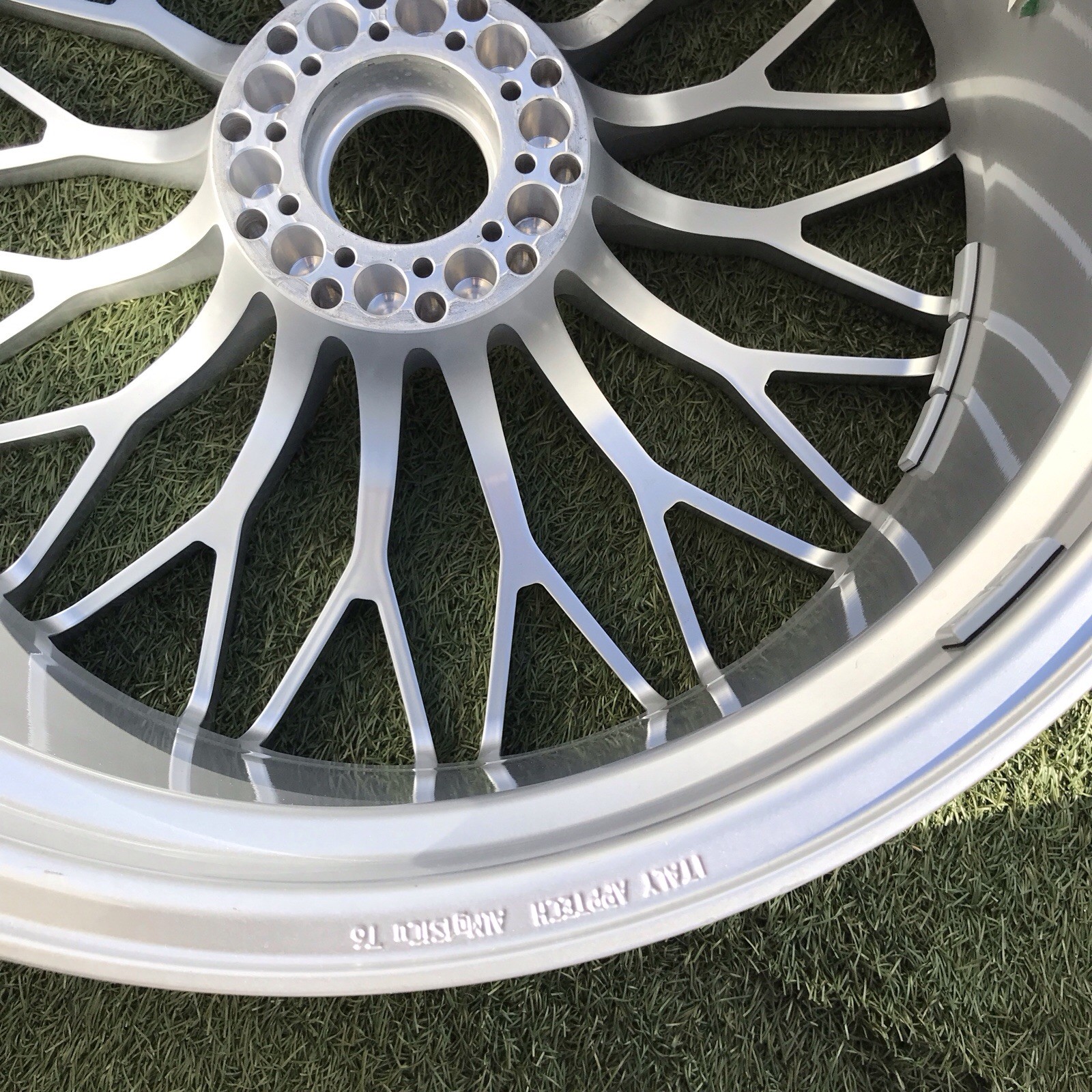 20 21 LAMBORGHINI SV S RIMS OEM GENUINE AVENTADOR 470601017 APPTECH FORGED
