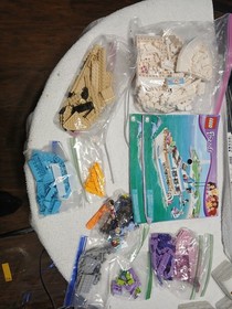 LEGO FRIENDS: Dolphin Cruiser (41015)