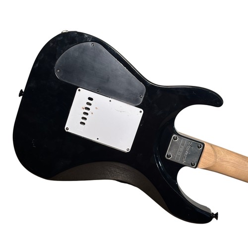 Jackson DKMG Dinky Blk & Wht Right-Handed 6-String 24-Fret Electric Guitar 9209 - Picture 11 of 24