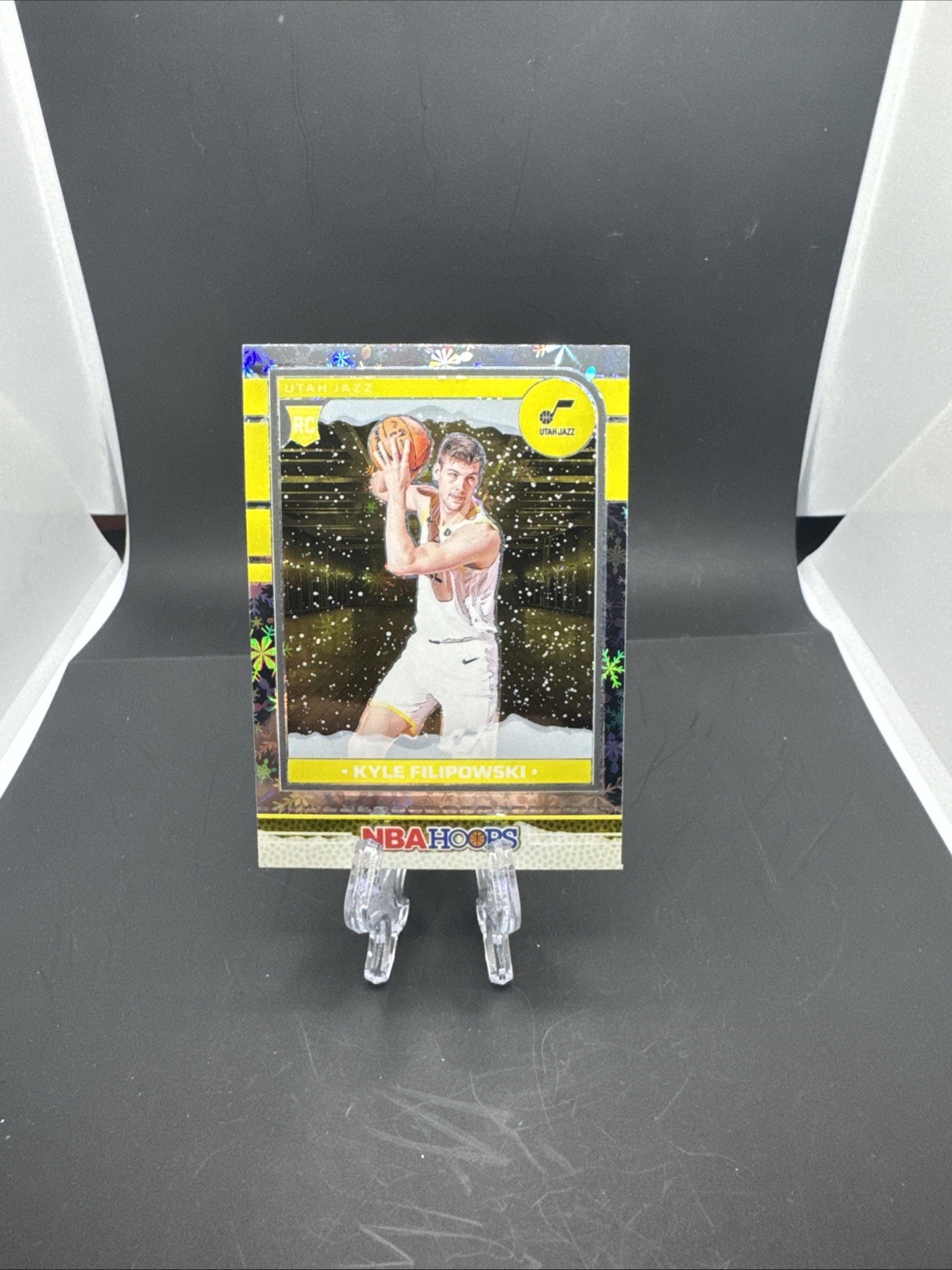 2024-25 Panini Nba Hoops - Rookies Kyle Filipowski #262 Premium Winter Prizm...