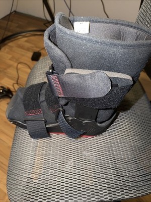 Xcel Trax Orthopedic Walking Boot Size Large