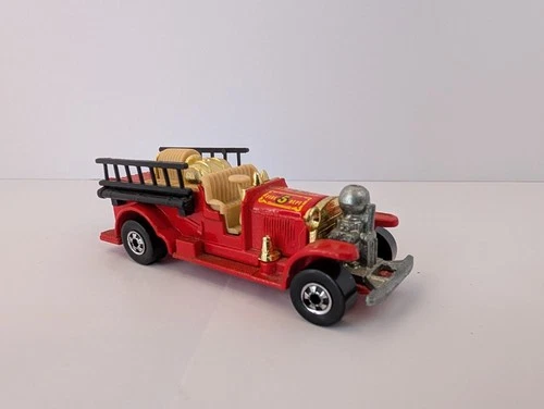 Hot Wheels Red Old Number 5 1980 Fire Truck Engine Malaysia Antique Excellent