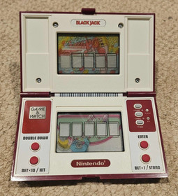 NINTENDO BLACKJACK Game and Watch vintage electronic handheld LCD game 1985