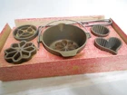 RARE 7 pc GRISWOLD Patty Mold Antique Vtg Cast Iron Set w/ Box Read!