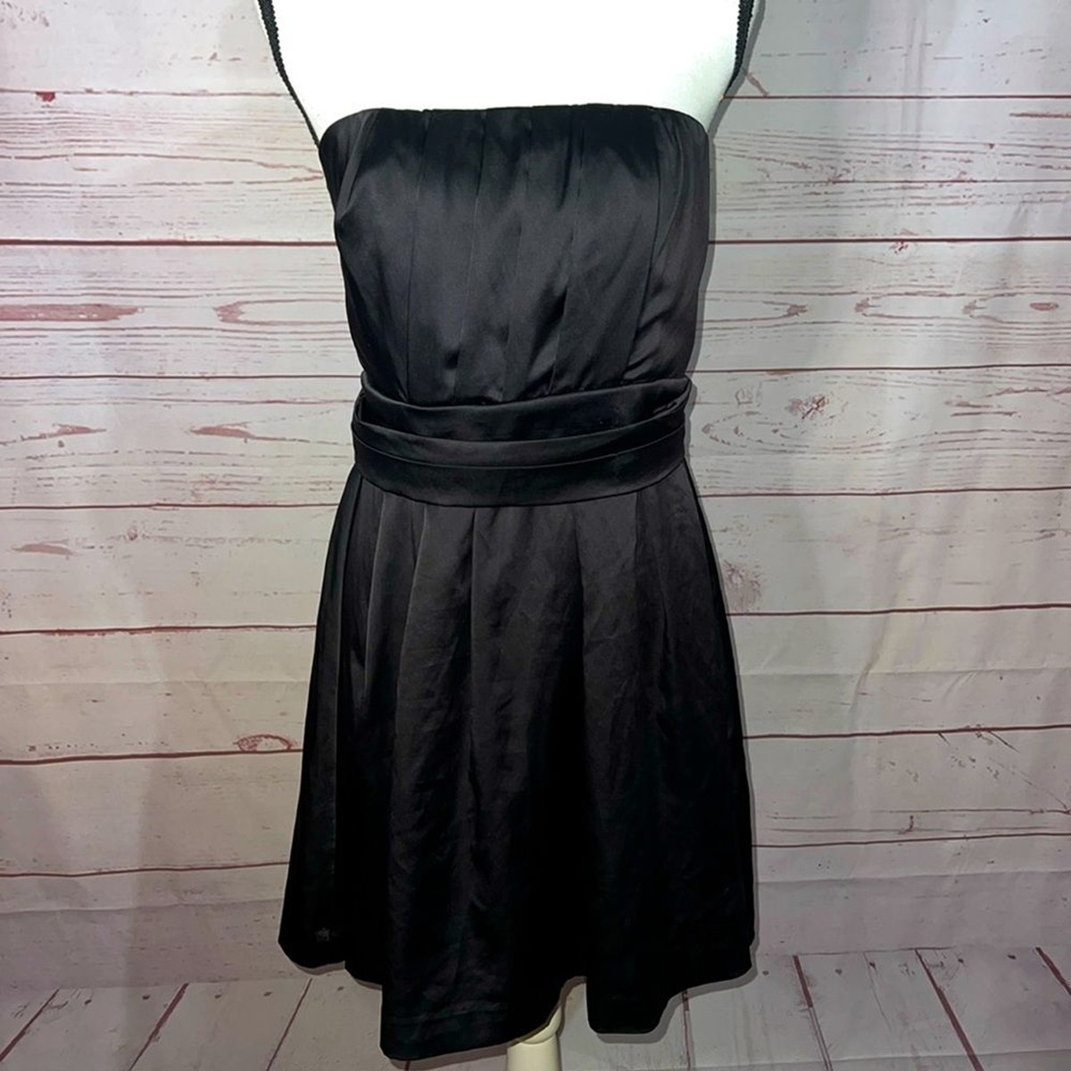 EXPRESS The perfect LITTLE BLACK DRESS!size -prom party semi