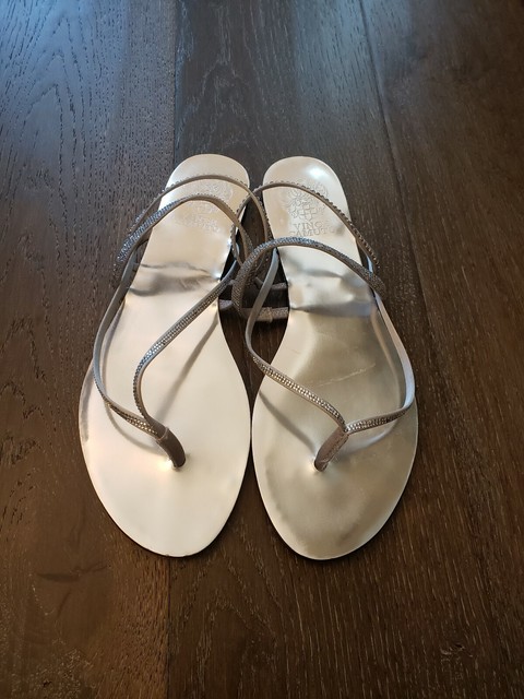 vince camuto emmista