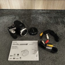 Fuji Finepix S8000fd Camera