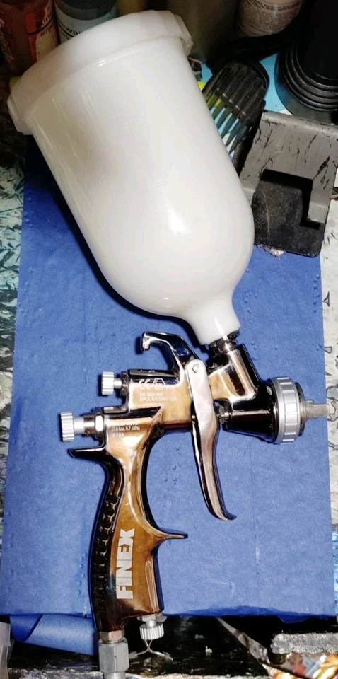 Pistola pulverizadora de pintura Graco Finex FX1000 HVLP Foto 2 de 4