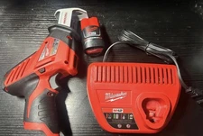 Milwaukee M12 Hackzall Reciprocating Saw Kit 2420-21