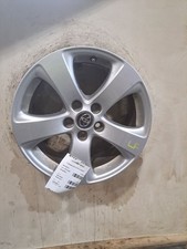 2011-2020 Toyota Sienna Wheel 17x7 Alloy 5 Spoke W Cap Oem 2011-2020 Toyota Sienna Wheel 17x7 Alloy 5 Spoke W Cap Oem