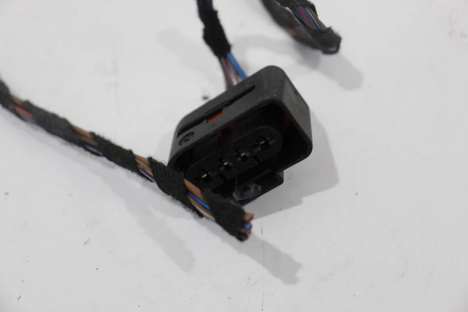 Conector enchufe de 4 pines y cable de longitud corta VW Voyage 5U Mk3 1J0919231 - Imagen 4 de 4